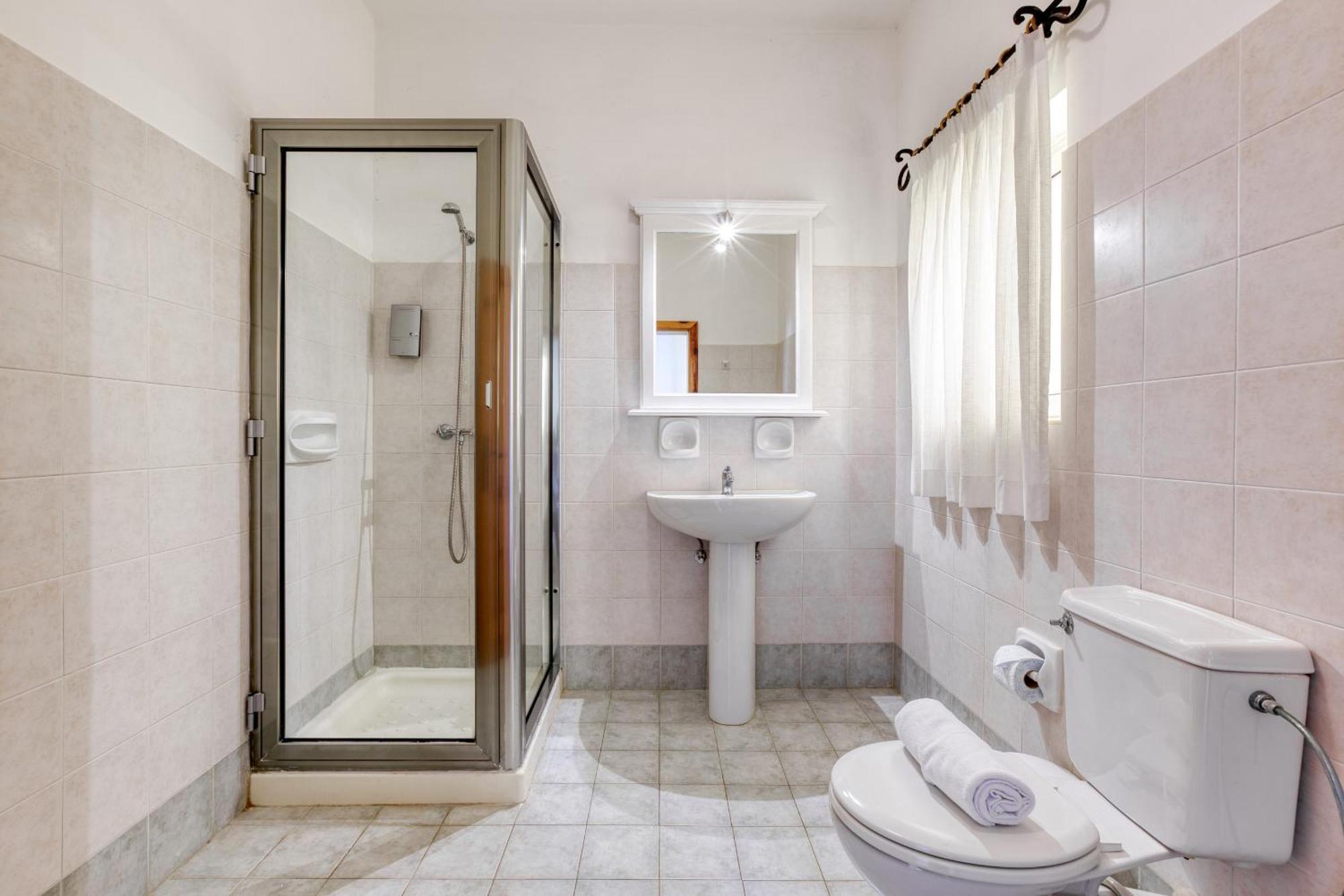 Ta Frenc Apartments Ghasri  Bagian luar foto